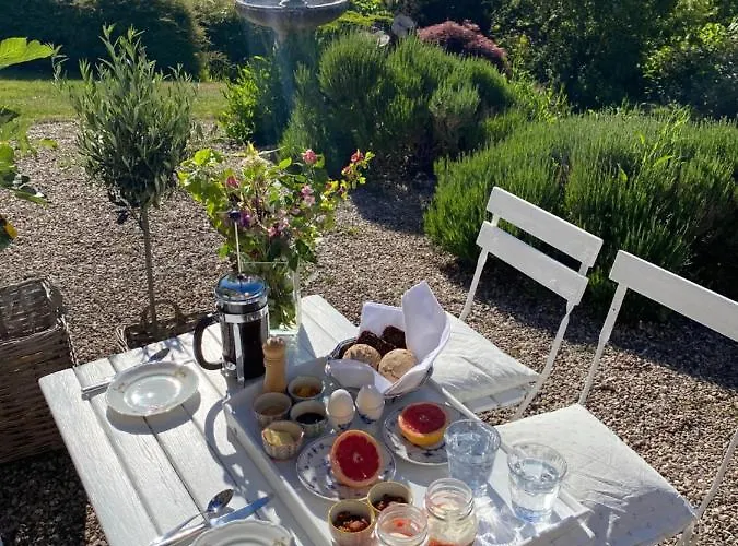 Couette-café Skovly - Havudsigt Ved Lundeborg *